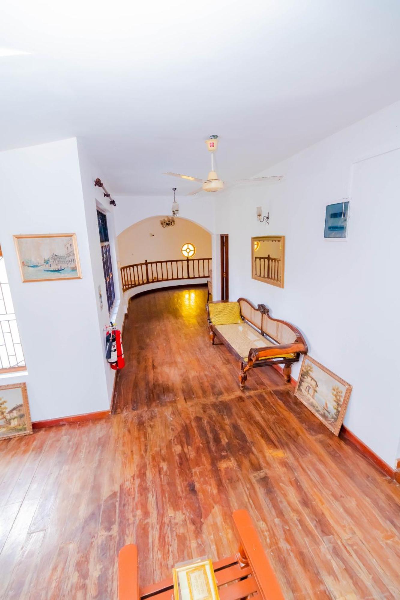The Norfolk Heritage Airport Villa كاتوناياكى المظهر الخارجي الصورة