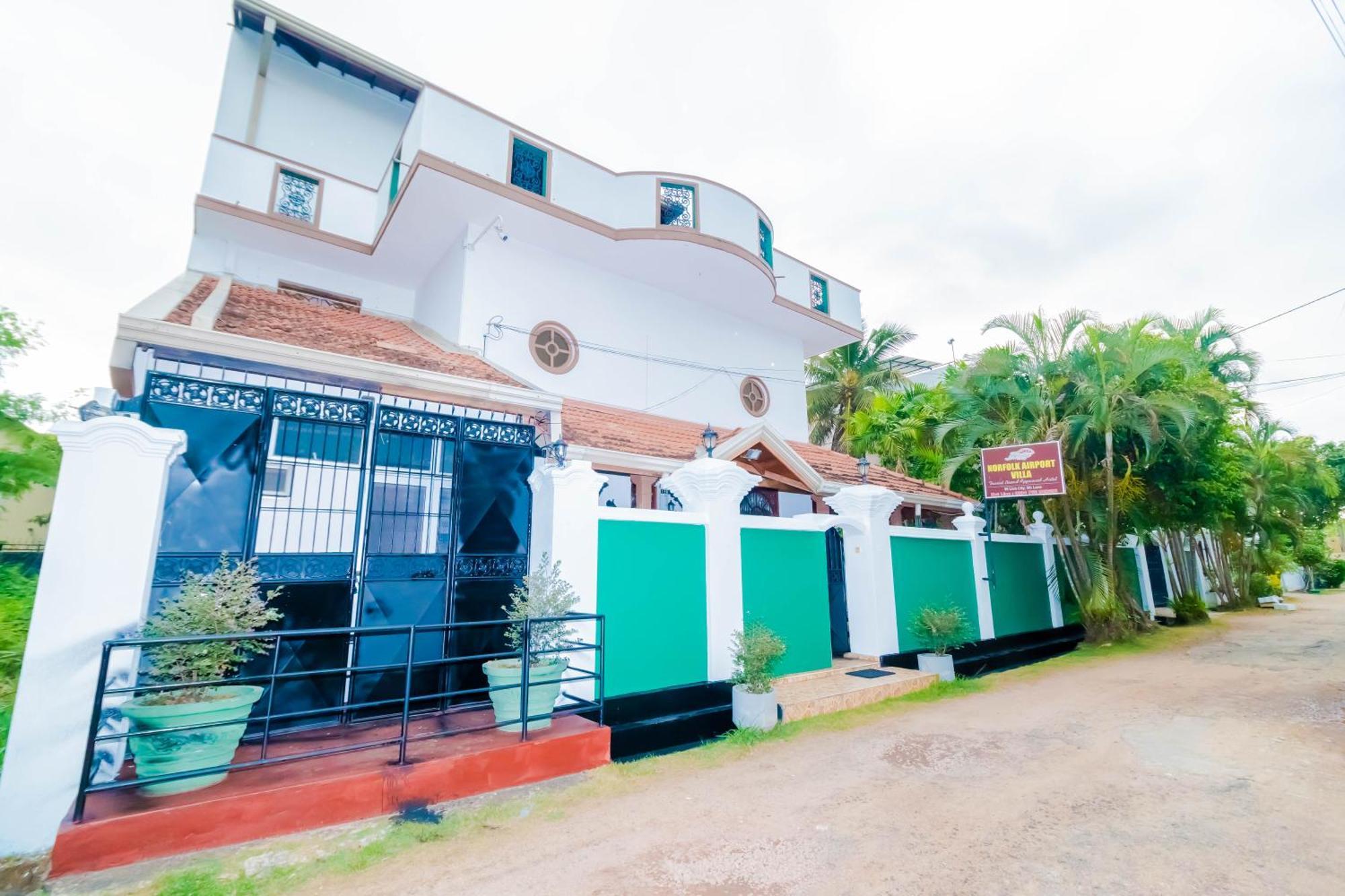 The Norfolk Heritage Airport Villa كاتوناياكى المظهر الخارجي الصورة