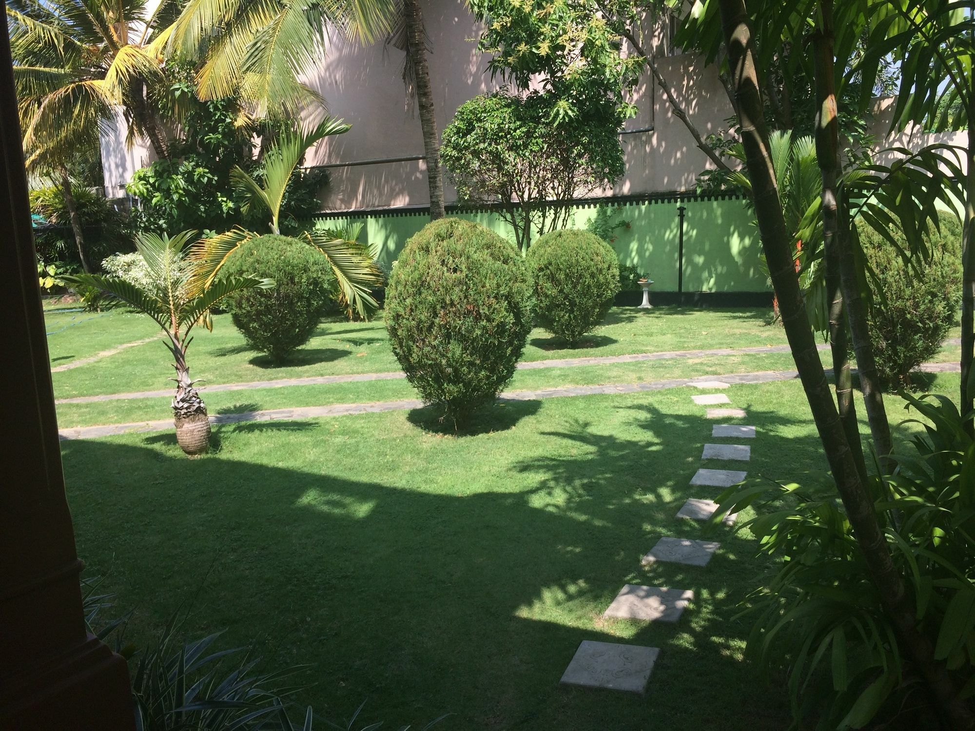 The Norfolk Heritage Airport Villa كاتوناياكى المظهر الخارجي الصورة